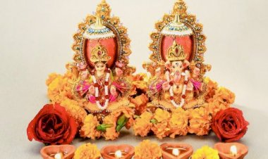 Diwali 2022 Laxmi Puja Muhurat, Vidhi : दिवाली आज, लक्ष्मी पूजा के लिए दिनभर में इतने शुभ मुहूर्त,जानें कब करें लक्ष्मी पूजन, विधि,  मुहूर्त, डिटेल्स….