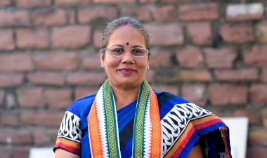 CG- DEO के खिलाफ शिकायत: जिला शिक्षा अधिकारी के खिलाफ शिक्षिका ने की शिकायत, राज्य महिला आयोग ने की मदद, शिक्षिका को मिला 2 लाख 27 हजार रुपए.....