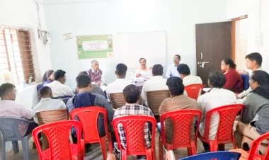 कार्यालय वरिष्ठ कृषि विकास अधिकारी विकास खंड माकडी में समीक्षा बैठक बुधवार 30-11-2022 को हुआ सम्पन्न