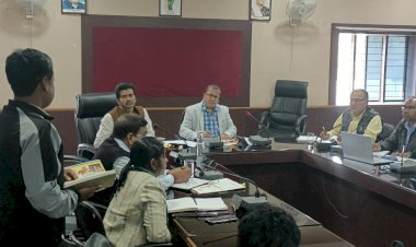 खरीदी के सही अनुपात में वर्मी कंपोस्ट उत्पादन नही होने पर कलेक्टर ने सीईओ जनपद पोंडी उपरोड़ा पर जताई गहरी नाराजगी, संजीव झा बोले- गोधन न्याय योजना के संचालन में लापरवाही नहीं की जाएगी बर्दाश्त