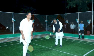 विधायक देवेंद्र यादव की पहल से सेक्टर 6 और सेक्टर 10 में बना भव्य सर्व सुविधा युक्त बैडमिंटन कोर्ट...