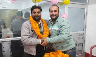 पत्रकार संघ के जिला अध्यक्ष बनाए जाने पर धीरेन्द्र द्विवेदी का नगर में हुआ भब्य स्वागत