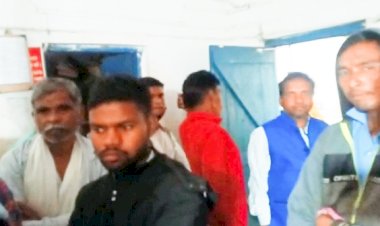 माकड़ी के जिला सहकारी बैंक में आज दिनांक 09/1/2023 दिन सोमवार को एटीएम शिविर का आयोजन हुआ