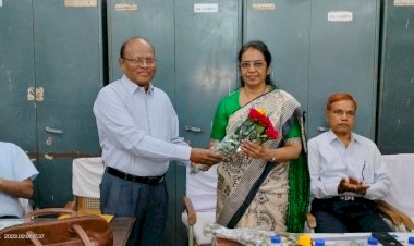 पाॅवर कंपनी से डाॅ. अल्का गोले की भावभीनी विदाई