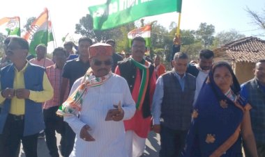 कांग्रेस का हाथ से हाथ जोड़ो अभियान करकोली नया से  
प्रारंभ...