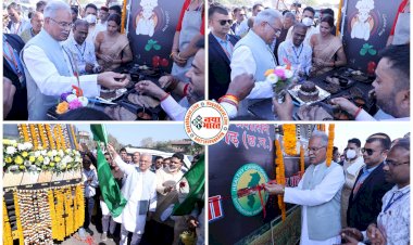 CG- 'मिलेट ऑन व्हील्स' VIDEO: प्रदेश का पहला चलता फिरता मिलेट कैफे... CM भूपेश ने मोबाइल मिलेट कैफे को हरी झंडी दिखाकर किया रवाना... मिलेंगे रागी, कोदो, कुटकी से बने लजीज व्यंजन... देखें वीडियो.....