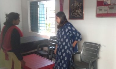 CG:बेमेतरा SDM सुरुचि सिंह (IAS)..कन्या छात्रावास का औचक निरीक्षण किये