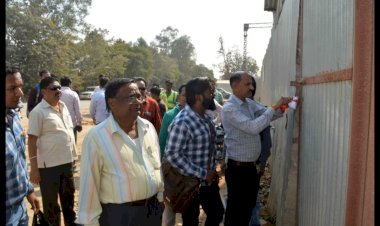 KEC कंपनी की गुंडागर्दी: प्रशासन के आदेश की अवहेलना, सील लगने के बाद भी केईसी ने खोला दफ्तर, क्वाटर में अवैध रूप से मजदूर को रखने का लगा आरोप…