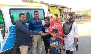 लटोरी सप्ताहिक बाजार में मुख्यमंत्री हाट बाजार मोबाइल हेल्थ क्लिनिक के माध्यम से 60 मरीजों का उपचार बांटी गई निशुल्क दवा