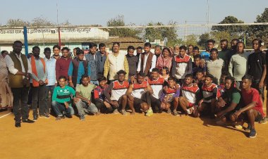 भाजयुमो ने कराया स्व. दीनदयाल बॉलीबाल प्रतियोगिता...