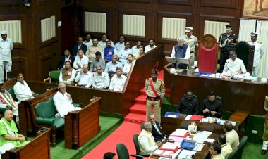 PHOTOS- CG ‌विधानसभा का बजट सत्र: अभिभाषण देने पहली बार विधानसभा पहुंचे राज्यपाल विश्वभूषण हरिचंदन... इस तरह हुआ स्वागत... राज्यपाल का अभिभाषण खत्म... देखें तस्वीरें......