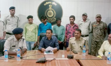CG:बेमेतरा जिले में.हत्या का हुआ खुलासा:पुरानी (आपसी) रंजिश के चलते धारदार हथियार से की एक युवक की हत्या और एक गंभीर रूप से घायल, 05 आरोपी को नवागढ बेमेतरा पुलिस के गिरफ्त में ...नवागढ टीआई अजय सिंहा को मिली बड़ी सफलता