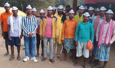 दर्जनों ग्रामीणों ने थामा आम आदमी पार्टी का दामन - नरेन्द्र भवानी