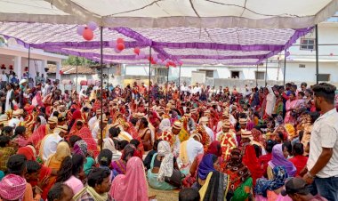 मंगलभवन में आयोजित हुआ मुख्यमंत्री कन्या विवाह योजना , 108 जोड़े बंधे परिणय सूत्र में...