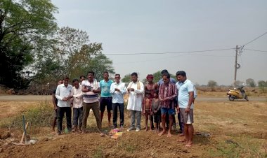 मस्तूरी के ग्राम पंचायत देवगांव में पानी टंकी निर्माण कार्य के भूमि पूजन के लिए पहुंचे सभापति दामोदर कांत क्या बोलें और कौन कौन रहे उपस्थित जाने सब कुछ पढ़े पूरी खबर है