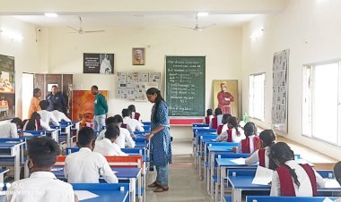 CG:10वीं की संस्कृत परीक्षा सम्पन्न, 297 परीक्षार्थी रहे अनुपस्थित.. पिंकी मनहर डिप्टी कलेक्टर बेमेतरा ने किये निरीक्षण