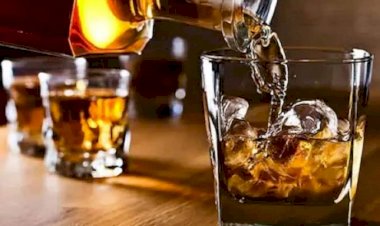 Liquor Price Hike : शराब प्रेमियों के लिए बड़ी खबर,1 अप्रैल से लगेगा झटका, शराब और बीयर होगी महंगी, जानिए नई कीमत…