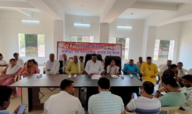 लोकतंत्र को भाजपा नष्ट कर रही : रेखचंद जैन