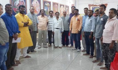 आम आदमी पार्टी के बस्तर जिलाध्यक्ष नरेंद्र भवानी पहुंचे सतनामी समाज के सतनाम भवन समाज के पदाधिकारियों से किये मुलाक़ात