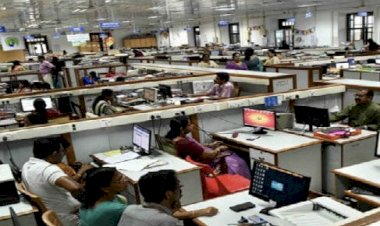 Government Employees : सुप्रीम कोर्ट का यह बड़ा फैसला,सरकारी कर्मचारियों के लिए Good News, मिलेगा वेतन वृद्धि का लाभ….