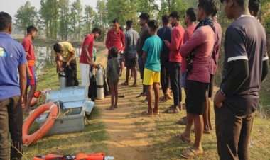 CG पिता-पुत्री की मौत : तालाब में डूबे पिता और पुत्री,मछली मारने के बाद बेटी को कंधे में लेकर पार कर रहा था तालाब,फिर जो हुआ…