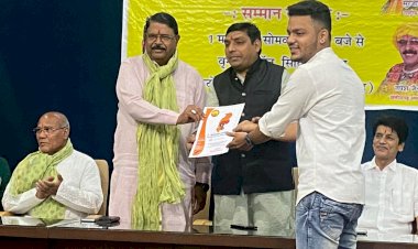 रायपुर में सनातन सेना ने किया समाजसेवी नमो लोढ़ा का सम्मान…
