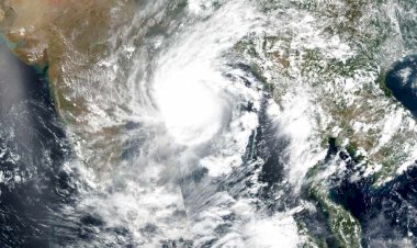 Cyclone Mocha : मौसम विभाग की बड़ी चेतावनी, छत्तीसगढ़ समेत इन राज्यों में होगी जमकर बारिश, मोचा तूफान का रहेगा भारी प्रकोप