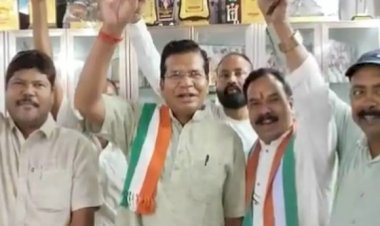 CG NEWS : कर्नाटक में कांग्रेस की बढ़त पर PCC मोहन मरकाम ने खिलाई मिठाई और कही यह बात