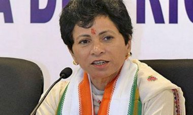 RAIPUR BREAKING : छत्तीसगढ़ कांग्रेस प्रभारी कुमारी सैलजा अचानक रायपुर पहुंची