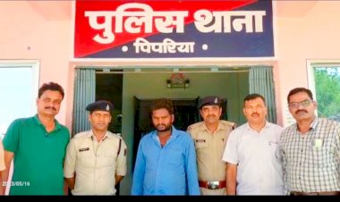 एक क्विंटल 47 किलो 800 ग्राम गांजा तस्करी करते हुए आरोपी रंगे हाथों हुआ गिरफ्तार।