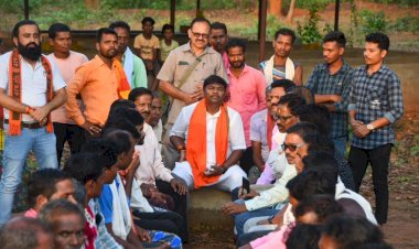 चारा घोटाला से भी बड़ा गोठान घोटाला ,गोठान मे आज भाजपा के प्रतिनिधि मंडल एवं कार्यकर्ताओं ने साथ गोठान का अचानक निरीक्षण किया