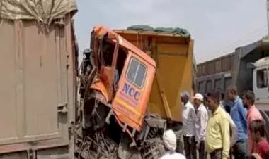 CG ACCIDENT NEWS : दो ट्रेलर गाड़ियों की आपस में टक्कर, बाल-बाल बचे वाहन चालक