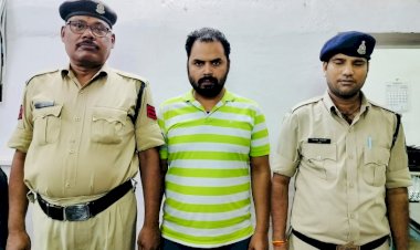 Chhattisgarh Crime News मर्चेंट नेवी ऑफिसर गिरफ्तार: लव, सेक्स और धोखा! शादी का वादा कर होटल में बनाया युवती से शारीरक संबंध…फिर जो हुआ..