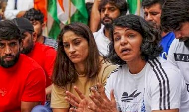Wrestling Movement : रेलवे की नौकरी पर लौटे पहलवान, जारी रहेगा आंदोलन