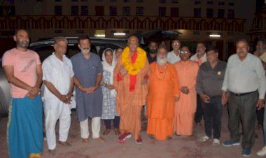 महामण्डलेश्वर स्वामी हंसराम उदासीन अमेरिका यात्रा पूर्ण कर पहुँचें हरि शेवा उदासीन आश्रम