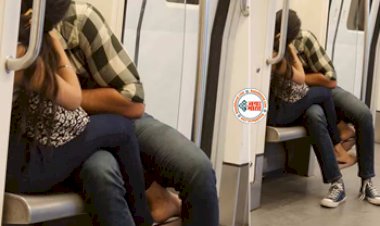 Delhi Metro Viral Video: मेट्रो में एक बार फिर अश्लील हरकत करते नज़र आये प्रेमी जोड़ा, सबके सामने करने लगे किस- देखें वीडियो...