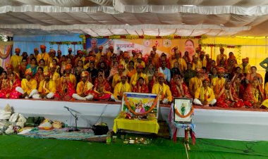 मुख्यमंत्री कन्या विवाह योजना के तहत परिणय सूत्र में बंधे 52 जोड़े...विधायक डॉ.लक्ष्मी ध्रुव सहित जनप्रतिनिधियों ने दाम्पत्य जीवन में प्रवेश करने पर नव जोड़ों को दिया आशीर्वाद...