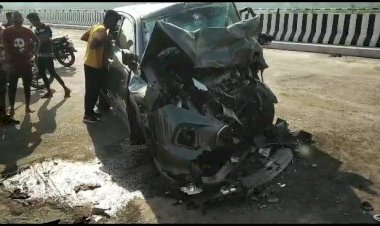 Chhattisgarh Road Accident 3 दोस्तों की मौत: भीषण सड़क हादसा...बेकाबू कार ट्रेलर से टकराई, मौके पर 3 लोगों की दर्दनाक मौत…