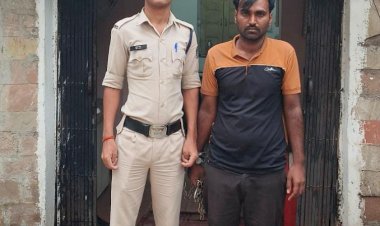Raipur crime news : 05 किलो 800 ग्राम गांजा के साथ तस्कर गिरफ्तार