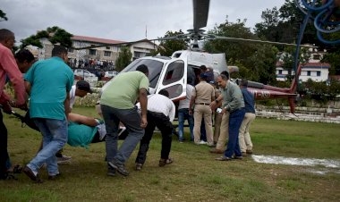 नमामि गंगे प्रोजेक्ट में दर्दनाक हादसा…  ट्रांसफार्मर फटने से चौकी प्रभारी समेत 16 लोगों की मौत, कई घायल, बढ़ सकती है मृतकों की संख्या, मुख्यमंत्री ने दिए जांच के आदेश ....