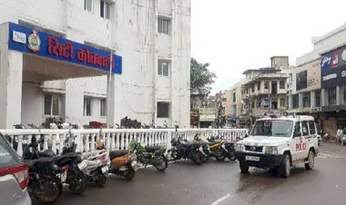 CG NEWS : बाप बड़ा न भैय्या सबसे बड़ा रुपय्या, राजधानी में इस बड़े कारोबारी ने पैसों के लिए अपने ही भाई से की धोखेबाजी, 1 करोड़ की हेराफेरी, फर्जी हस्ताक्षर कर शेयर होल्डर पोजिशन से हटाया.....