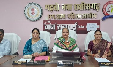 CG आयोग ने आवेदिका को पति से दिलाया 9000 रू. प्रति माह भरण-पोषण... पत्नि से कान पकड़कर मांगा माफी, पति ने नशामुक्ति का लिया संकल्प और पत्नी को अपने वेतन का आधा हिस्सा देगा...