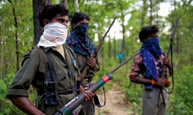 CG NEWS : 5 लाख के इनामी नक्सली ने किया सरेंडर, कई बड़ी वारदातों और महासमुंद डिविजन में था सक्रिय