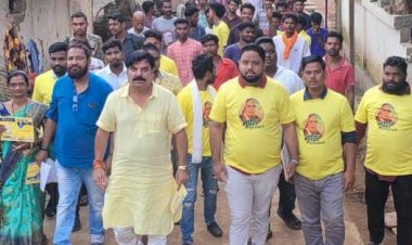 ईविप्रा उपाध्यक्ष राजीव शर्मा ने क्षेत्रवासियों के बीच पहुंचकर हितग्राहियों के भरे फॉर्म....