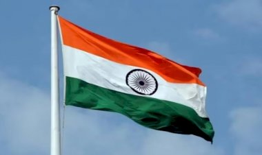 Independence day : छत्तीसगढ़ के इस गांव में 16 साल बाद शान से फहरा तिरंगा, भारत माता की जय के नारों से गूंज उठा इलाका…देखे वीडियो…