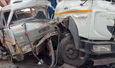 CG ACCIDENT ब्रेकिंग : तेज रफ्तार का कहर, हाइवा और माजदा में जबरदस्त टक्कर, चालक समेत 2 की मौके पर मौत......