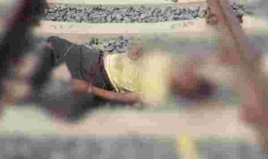 CG NEWS : रेलवे पटरी पर खून से लथपथ मिली युवक की लाश…हत्या कर लाश को  फेंकने की आशंका, जांच में जुटी पुलिस
