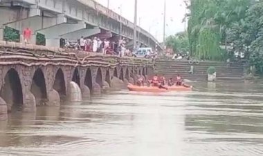 CG - शिवनाथ नदी हादसा : लापता बच्ची का शव बरामद, 48 घंटे के बाद SDRF की टीम और स्थानीय मछुआरों ने निकाला बाहर....