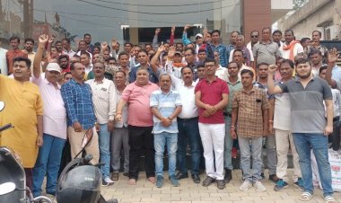 भाजपा लखनपुर मंडल में बहुत ही महत्वपूर्ण बैठक राजेश अग्रवाल के निवास में किया गया