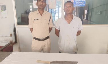 संजय मार्केट, डोकरीघाट क्षेत्र में चाकु लेकर लोगो को भयभीत करने वाले व्यक्तियों पर बस्तर पुलिस की कार्यवाही...